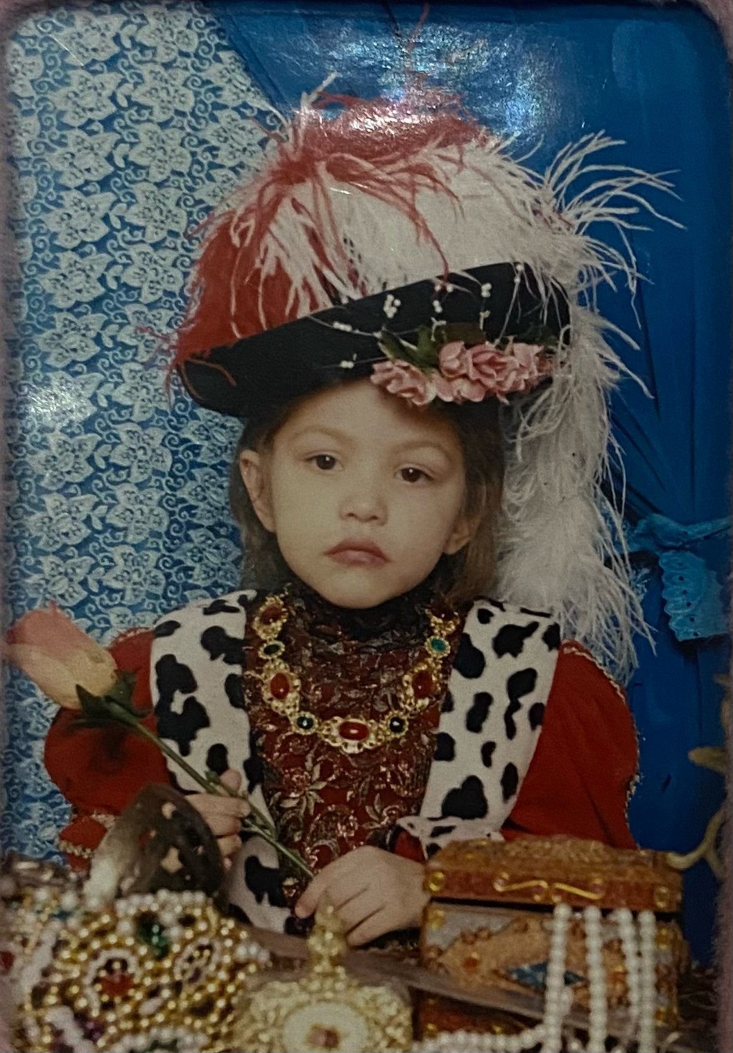 10817